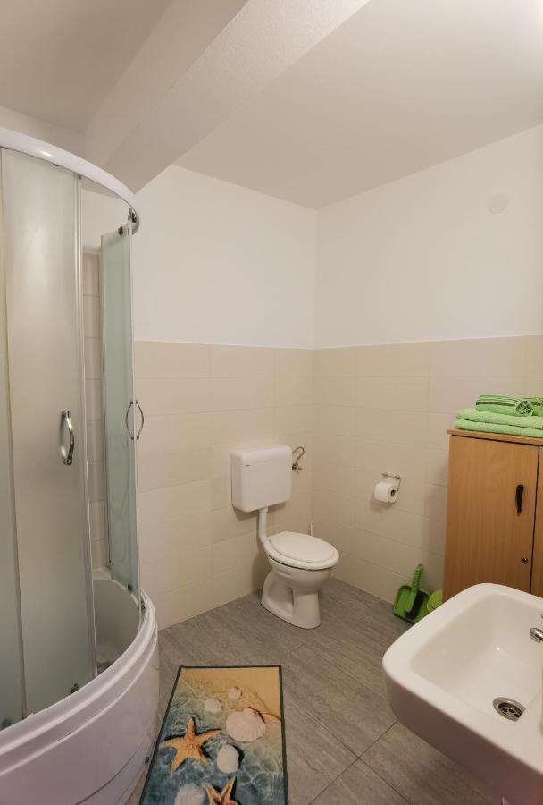 Studio Apartment Lipa Senj  Exteriör bild